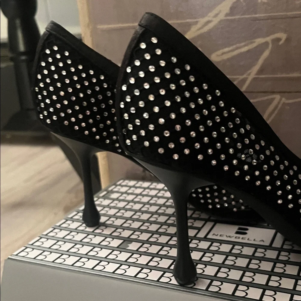 Chic Black Studded Heels - Picture 8 of 8